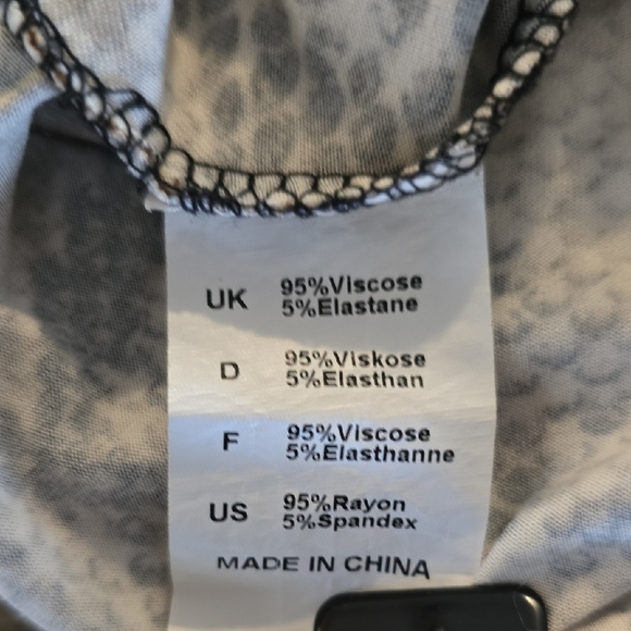 Cinny Brown and Cream Snake Print Tunic - Picture 5 of 7